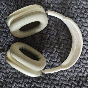 AirPods Max Green